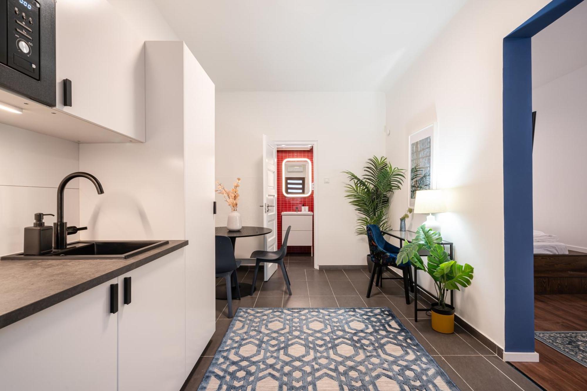 R10- Boutique Apartments, Location. By Bqa Apartmán